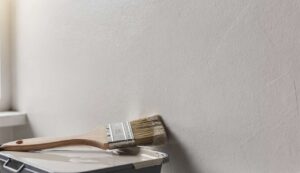 Profi-Tipps zum Streichen einer Wand ohne Streifen